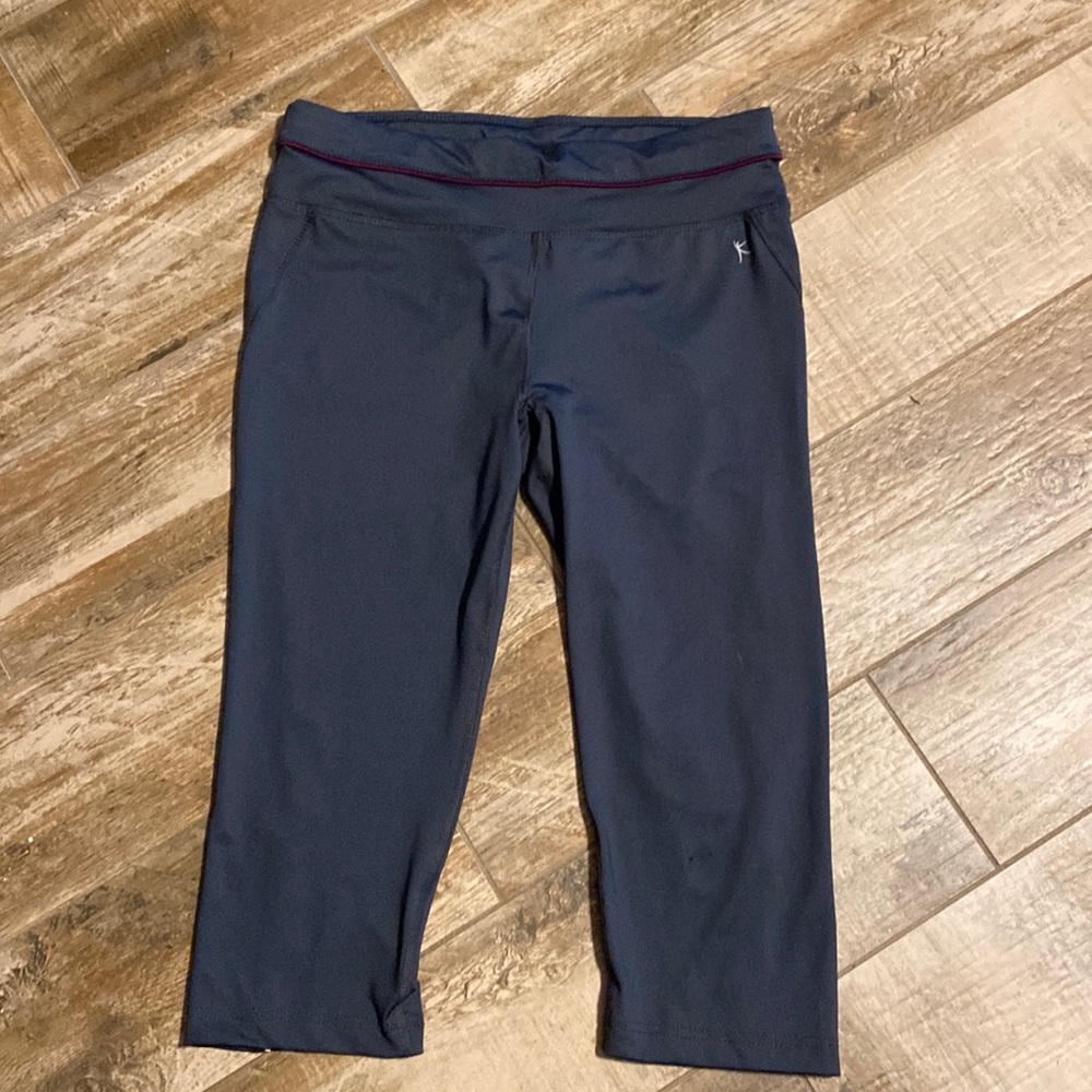 🧨4/$20🧨  Womens cropped workout/Yoga leggings